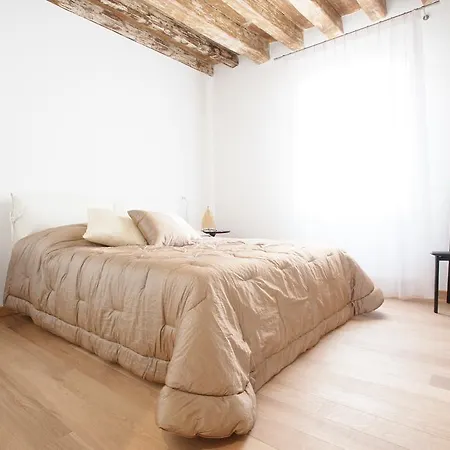 The Lion'S House Apt3 Venice Exterior photo